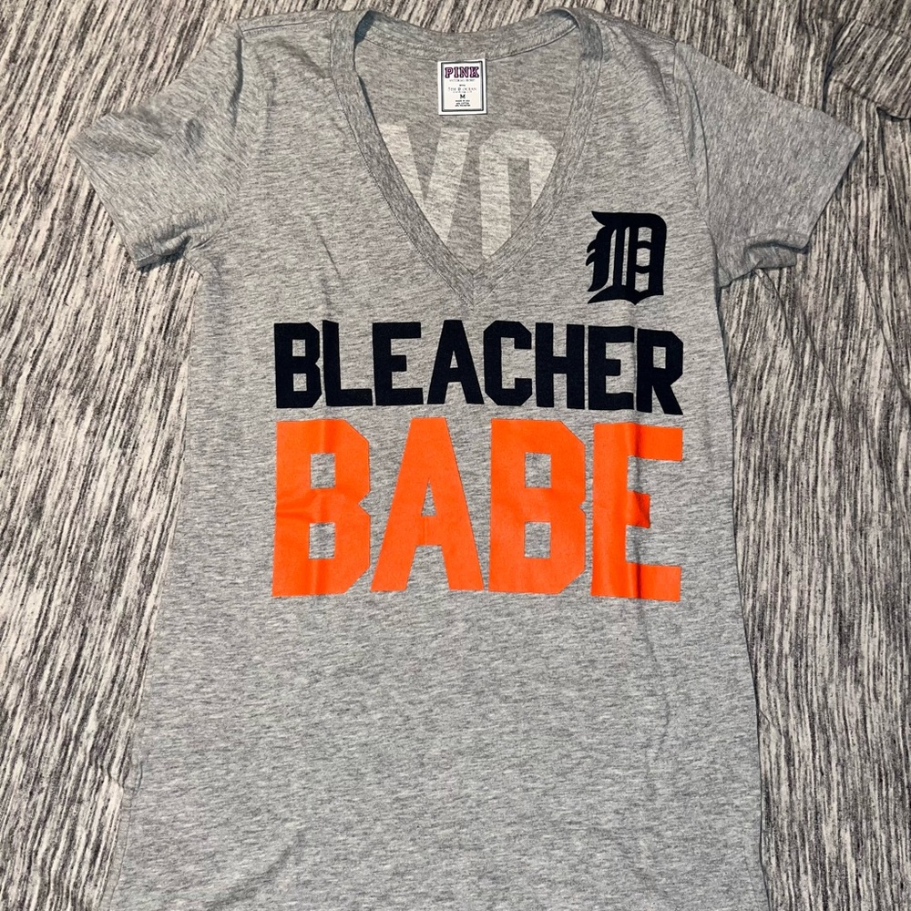 PINK Detroit Tigers "Bleacher Babe" Shirt | Size M